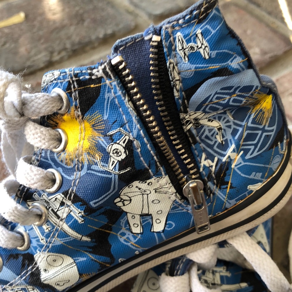 Star Wars Skechers - Picture 2 of 14